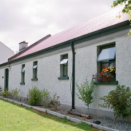 Lough Lannagh Self Catering * Castlebar