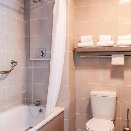 בית נופש Lough Lannagh Self Catering *